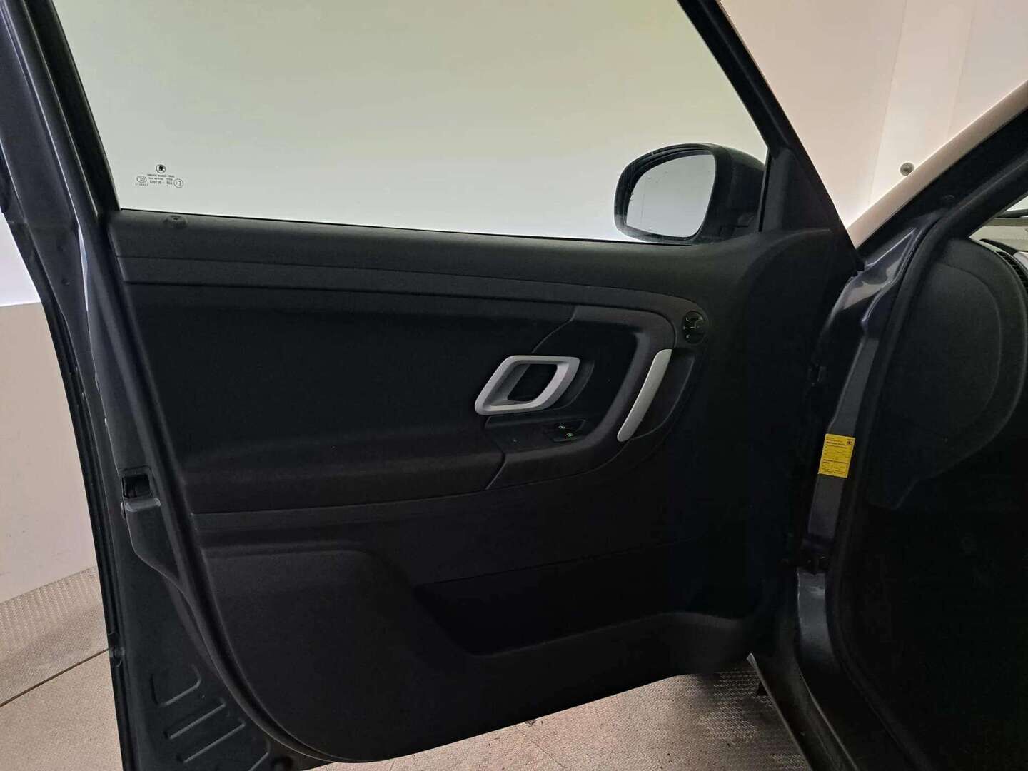 Skoda Fabia 2008 Combi 1,6 16V Ambiente - | Myydään huutokaupat.comissa | Vetokoukku | AUX | Lohko+sisäpistoke | - KORKO VAIN 3,99 %