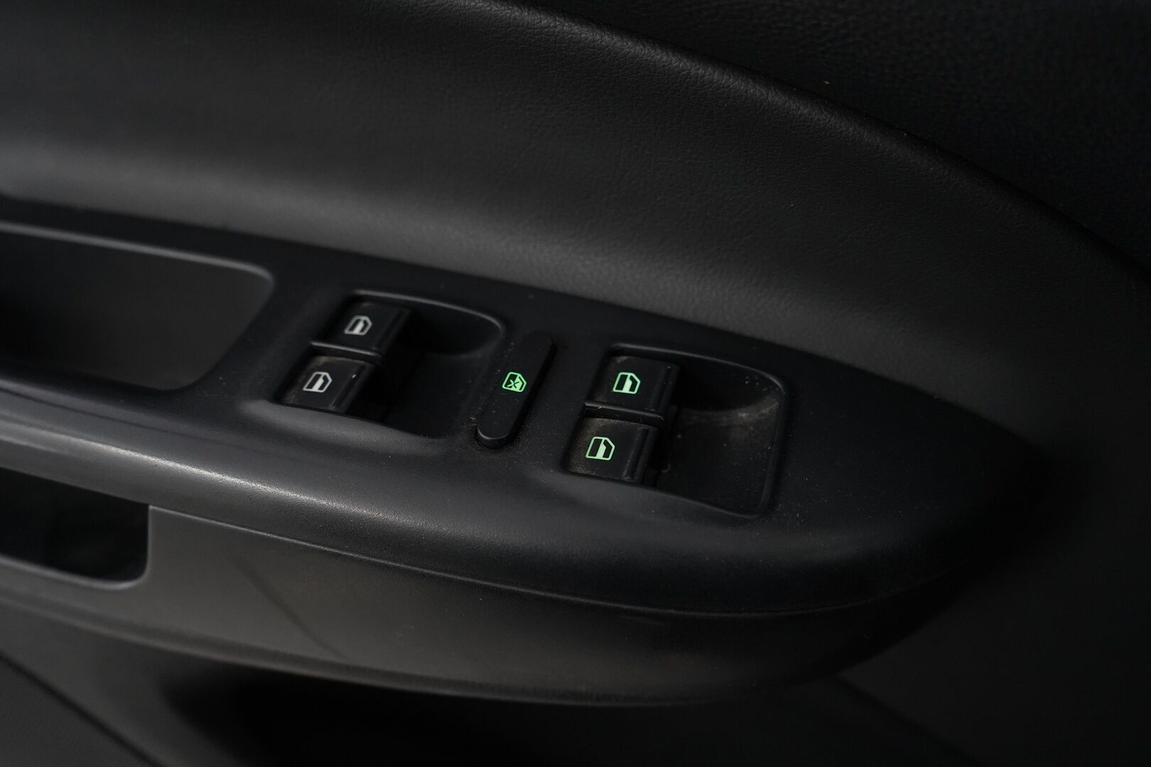 Skoda Octavia 2008 - YritysOutlet - Myydään vain yrityksille * 2.0 TDI DPF RS Combi * - Suomi-auto / Katsastettu 6/25