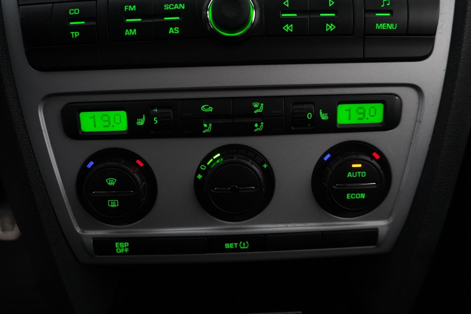 Skoda Octavia 2008 - YritysOutlet - Myydään vain yrityksille * 2.0 TDI DPF RS Combi * - Suomi-auto / Katsastettu 6/25