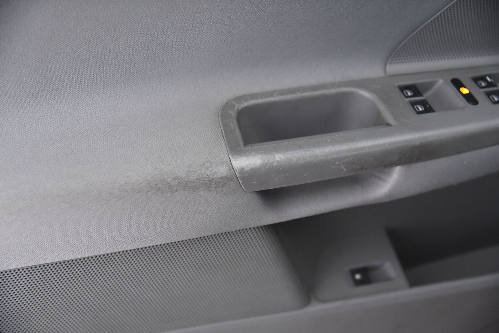 Volkswagen Golf 2006 1,6 85 kW FSI Trendline 4d / YritysOutlet - Myydään vain yrityksille