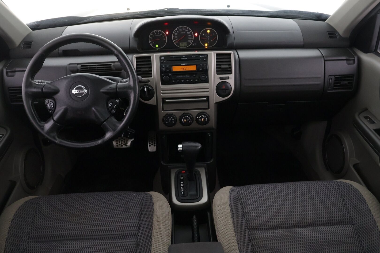 Nissan X-TRAIL 2006 5D X-TRAIL STW 2.5 AUTOMATIC-TBNT30-4X4/263 - - Yritysoutlet - Myydään vain yrityksille - | Pienet kilsat! | 2x renkaat | Suomi-auto | 