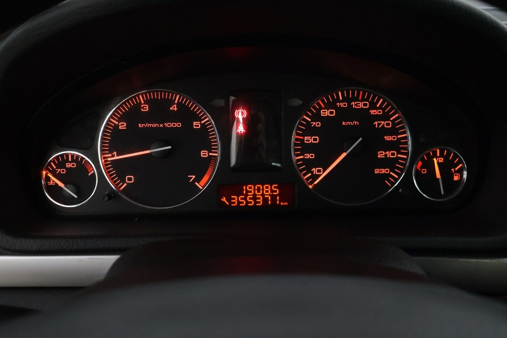 Peugeot 407 2006 4D 407 SEDAN 1.8I – Tämä auto myydään YritysOutlet -valikoimasta vain yritykselle - – Tämä auto myydään YritysOutlet -valikoimasta vain yritykselle