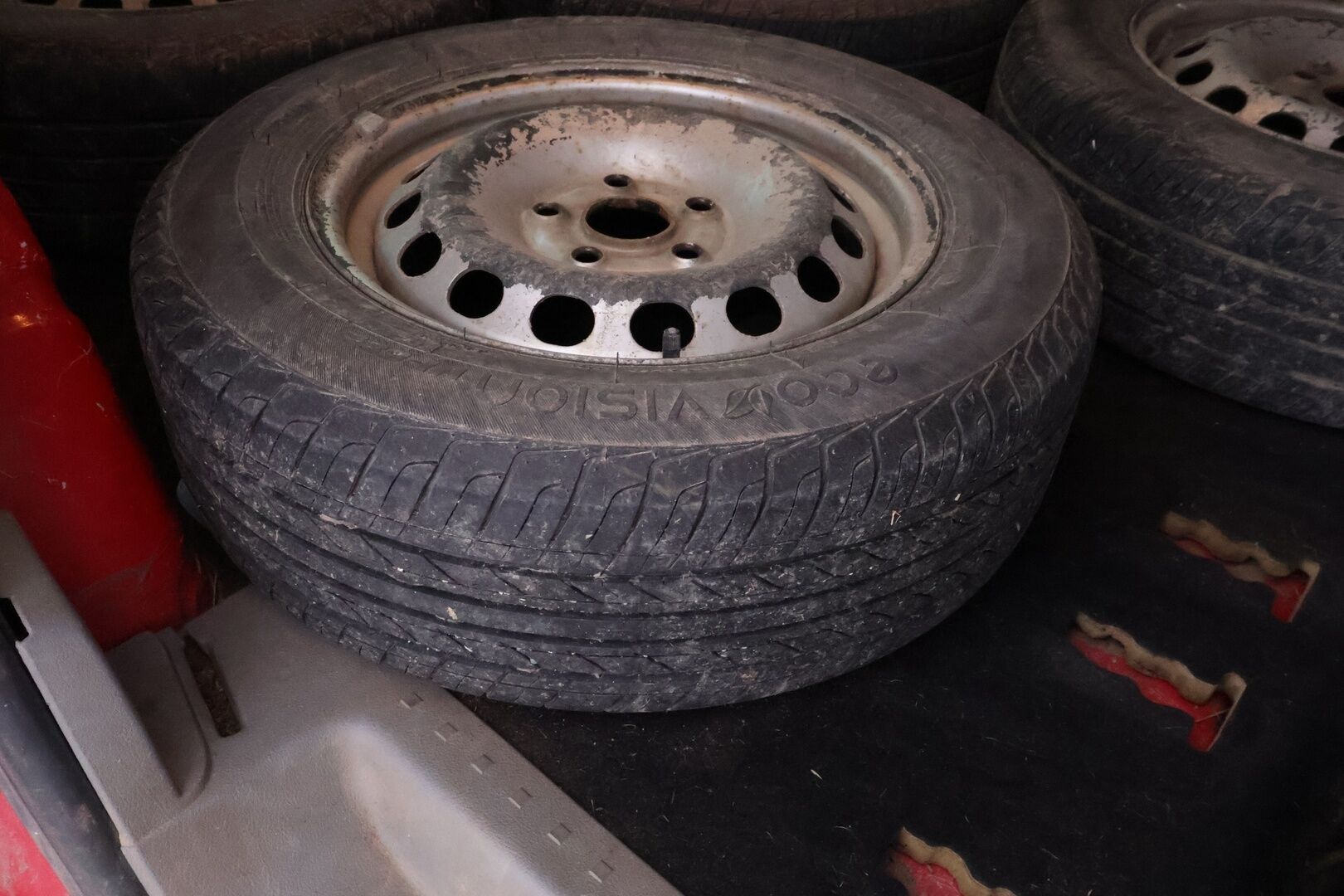 Volkswagen Caddy 2008 Kombi 1,9 TDI 77 kW - YritysOutlet - Myydään vain yrityksille