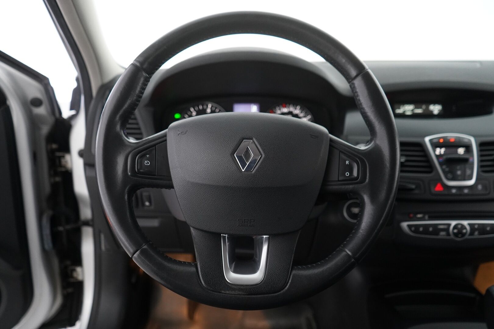 Renault Laguna 2008 YritysOutlet - Myydään vain yrityksille - YritysOutlet - Myydään vain yrityksille
