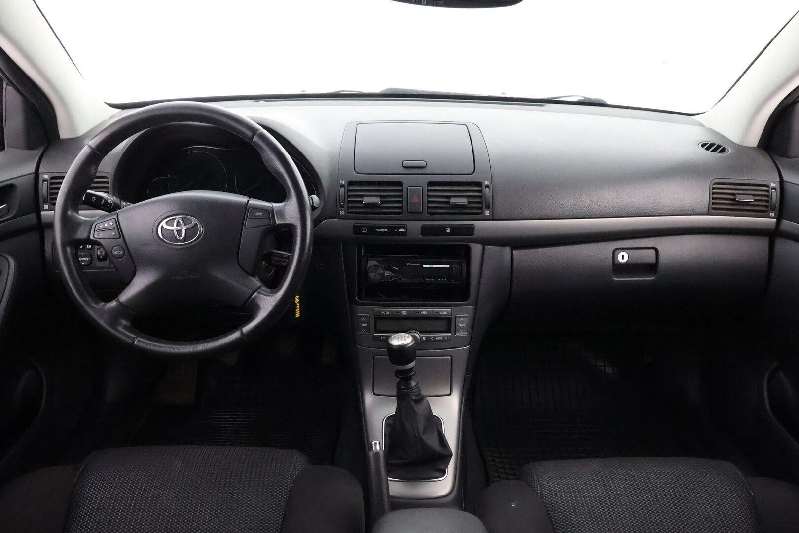 Toyota Avensis 2008 2,2 D-4D 150 Clean Power Linea Sol Technical Wagon - *Koukku / Vakkari / Lohko+sisä / Ikäisekseen siisti auto! / Katso ja ihastu!* **MYYDÄÄN HUUTOKAUPAT.COMISSA!!*