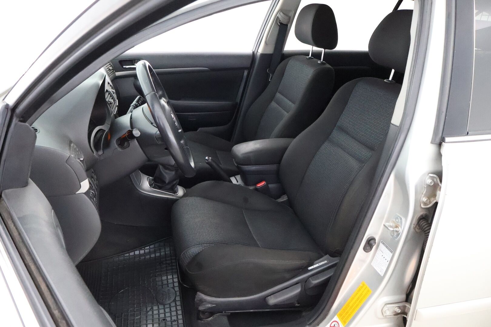 Toyota Avensis 2008 2,2 D-4D 150 Clean Power Linea Sol Technical Wagon - *Koukku / Vakkari / Lohko+sisä / Ikäisekseen siisti auto! / Katso ja ihastu!* **MYYDÄÄN HUUTOKAUPAT.COMISSA!!*