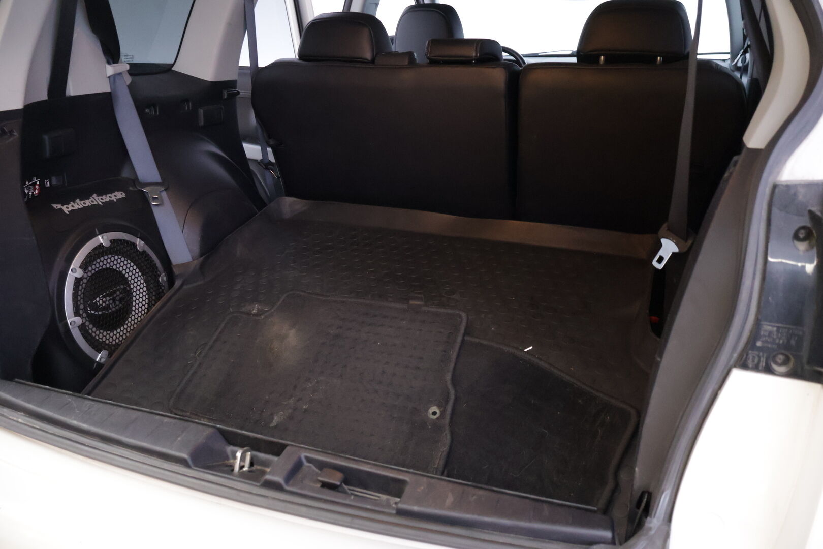 Mitsubishi Outlander 2011 2,2 HDI Instyle Navi TC-SST Business * YritysOutlet - Myydään vain yrityksille* - *7-Paikkainen Nelikko Automaatti! / Nahat kuskinpenkki sähköllä / Vetokoukku / P.kamera / Rockford / KeylessGo / Navigointi 