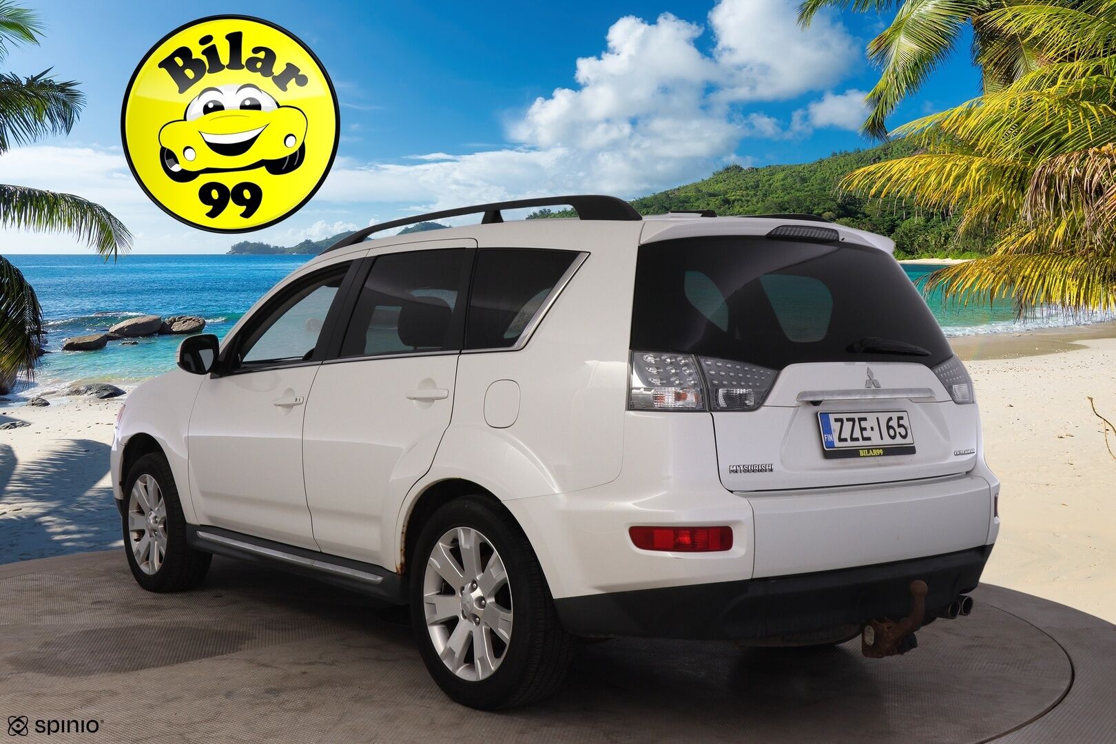 Mitsubishi Outlander 2011 2,2 HDI Instyle Navi TC-SST Business * Myydään vain yrityksille* - *7-Paikkainen Nelikko Automaatti! / Nahat kuskinpenkki sähköllä / Vetokoukku / P.kamera / Rockford / KeylessGo / Navigointi 