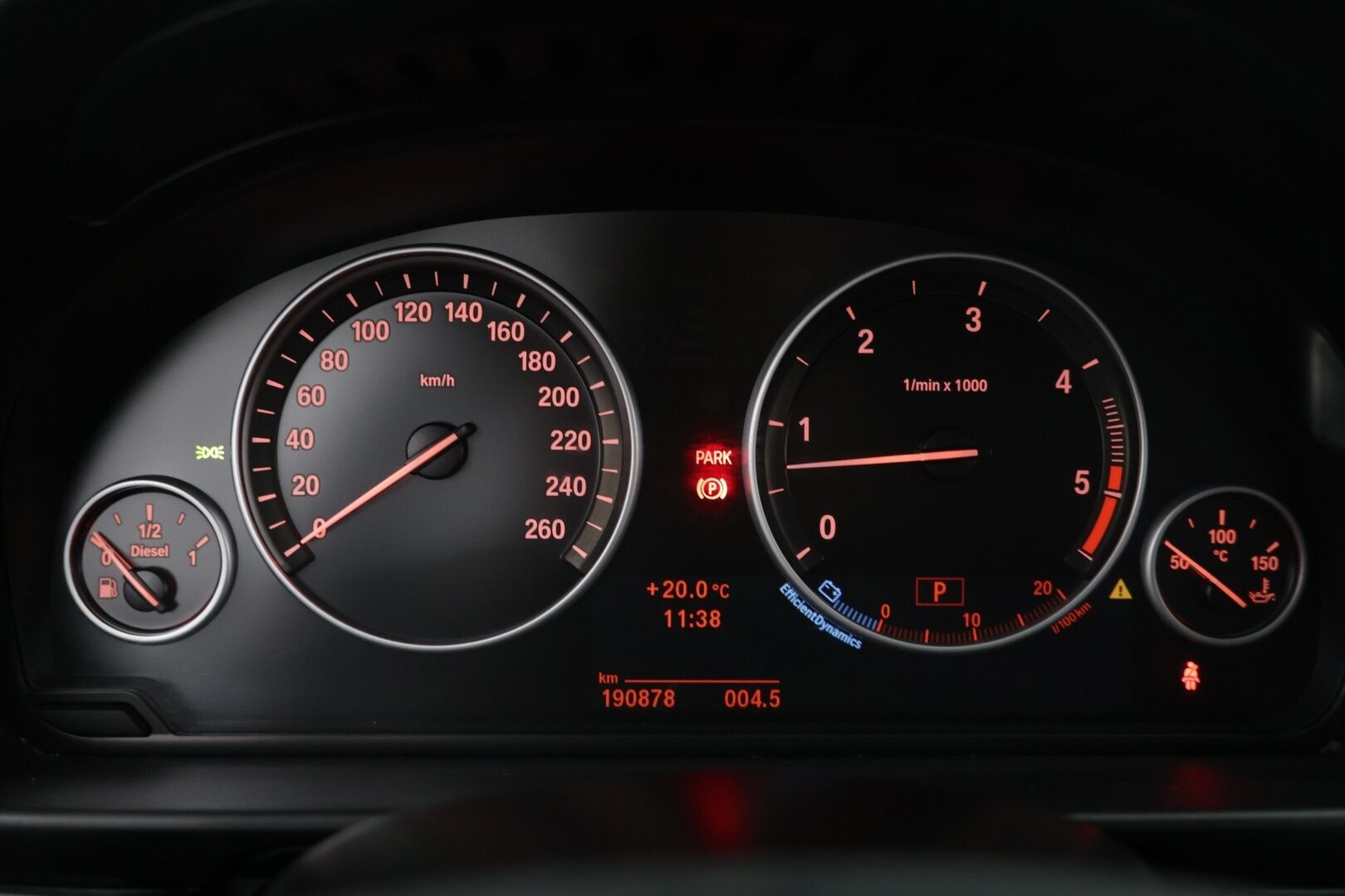 BMW 530 2011 xDrive TwinPower Turbo A F10 Sedan Business - Vakkari / Navi / Nahkasisusta / Tutkat / Juuri huollettu ja katsastettu!