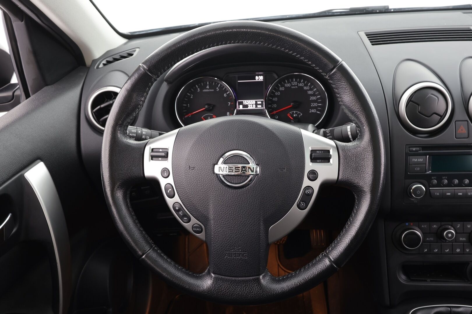 Nissan Qashqai+2 2012 1,6L Stop / Start System Acenta 2WD 5M/T MY11 * Vakkari / P.tutka / Lasikatto / Lohkolämmitin / Koukku * - Kahdet renkaat aluvanteilla / Asiallisesti huollettu! / Juuri leimattu!