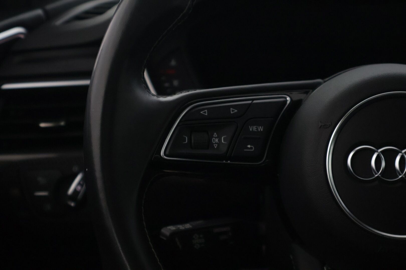 Audi S4 2018 3,0, Avant TFSI 260 kW quattro tiptronic - | B&O | Webasto | ACC | 360 kamera | Vetokoukku | Matrix | BLIS | Panorama |  ÄS-4- kilpi | Flatbottom- ohjauspyörä | 