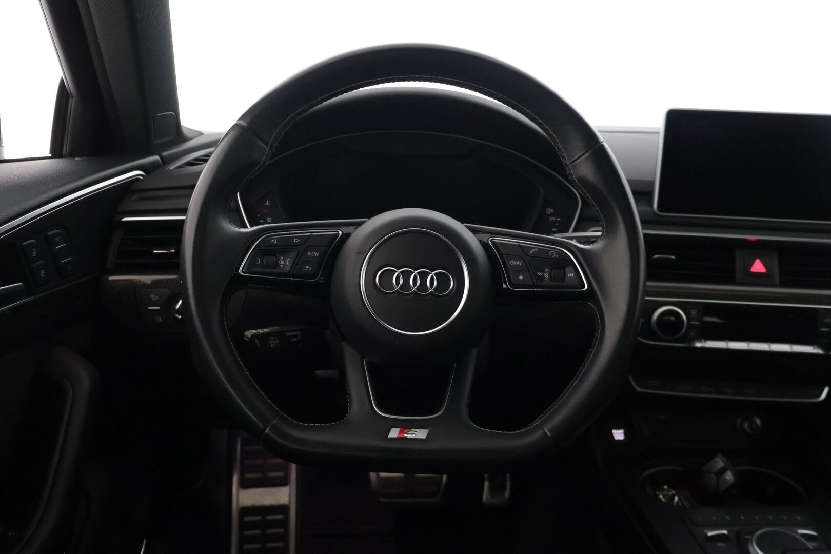 Audi S4 2018 3,0, Avant TFSI 260 kW quattro tiptronic - | B&O | Webasto | ACC | 360 kamera | Vetokoukku | Matrix | BLIS | Panorama |  ÄS-4 Kilpi | Flatbottom- ohjauspyörä | 