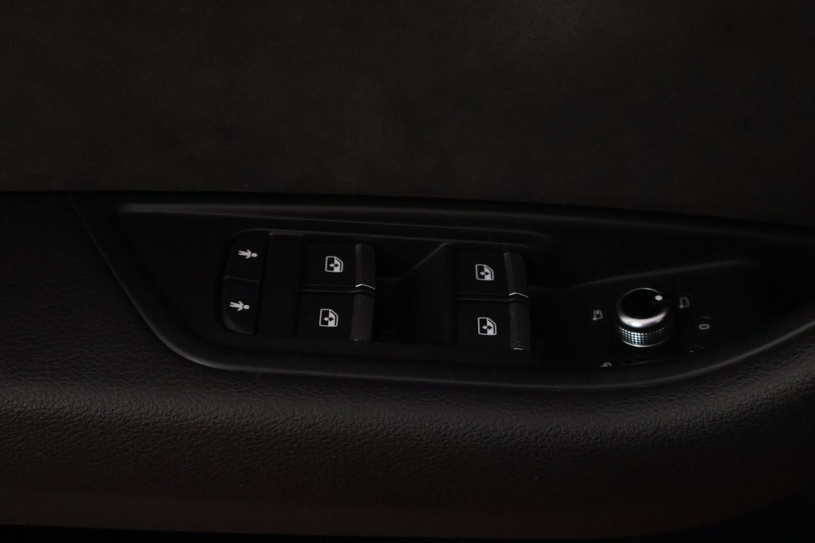 Audi S4 2018 3,0, Avant TFSI 260 kW quattro tiptronic - | B&O | Webasto | ACC | 360 kamera | Vetokoukku | Matrix | BLIS | Panorama |  ÄS-4- kilpi | Flatbottom- ohjauspyörä | 