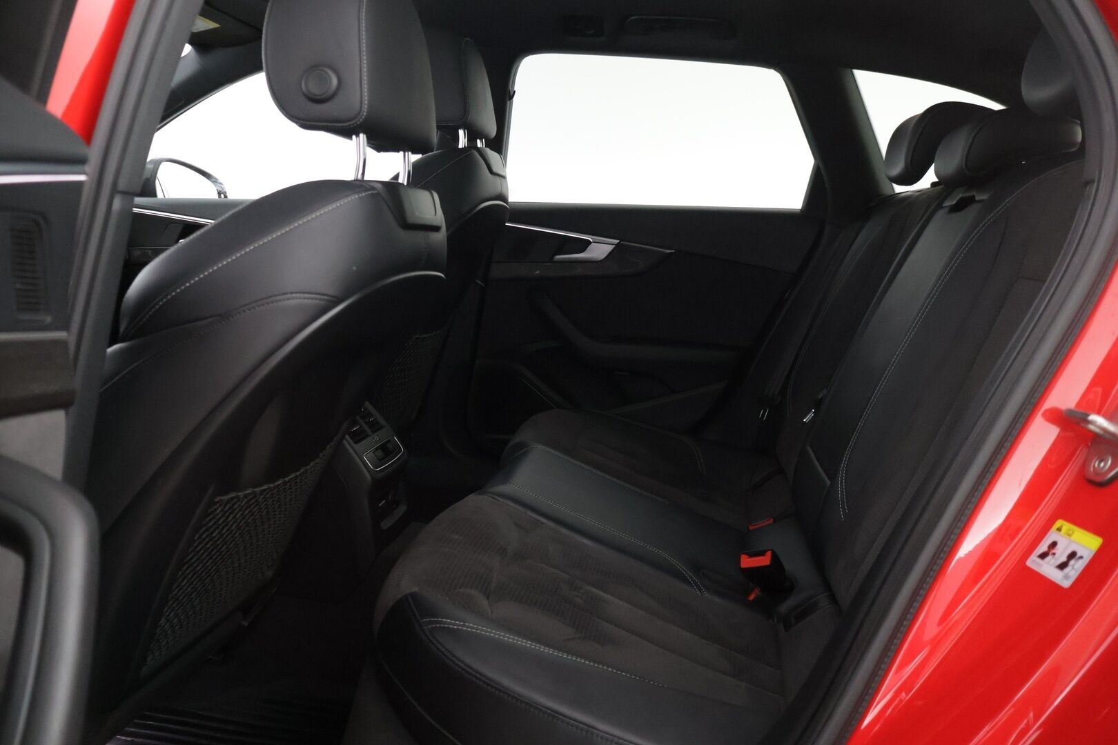 Audi S4 2018 3,0, Avant TFSI 260 kW quattro tiptronic - | B&O | Webasto | ACC | 360 kamera | Vetokoukku | Matrix | BLIS | Panorama |  ÄS-4- kilpi | Flatbottom- ohjauspyörä | 