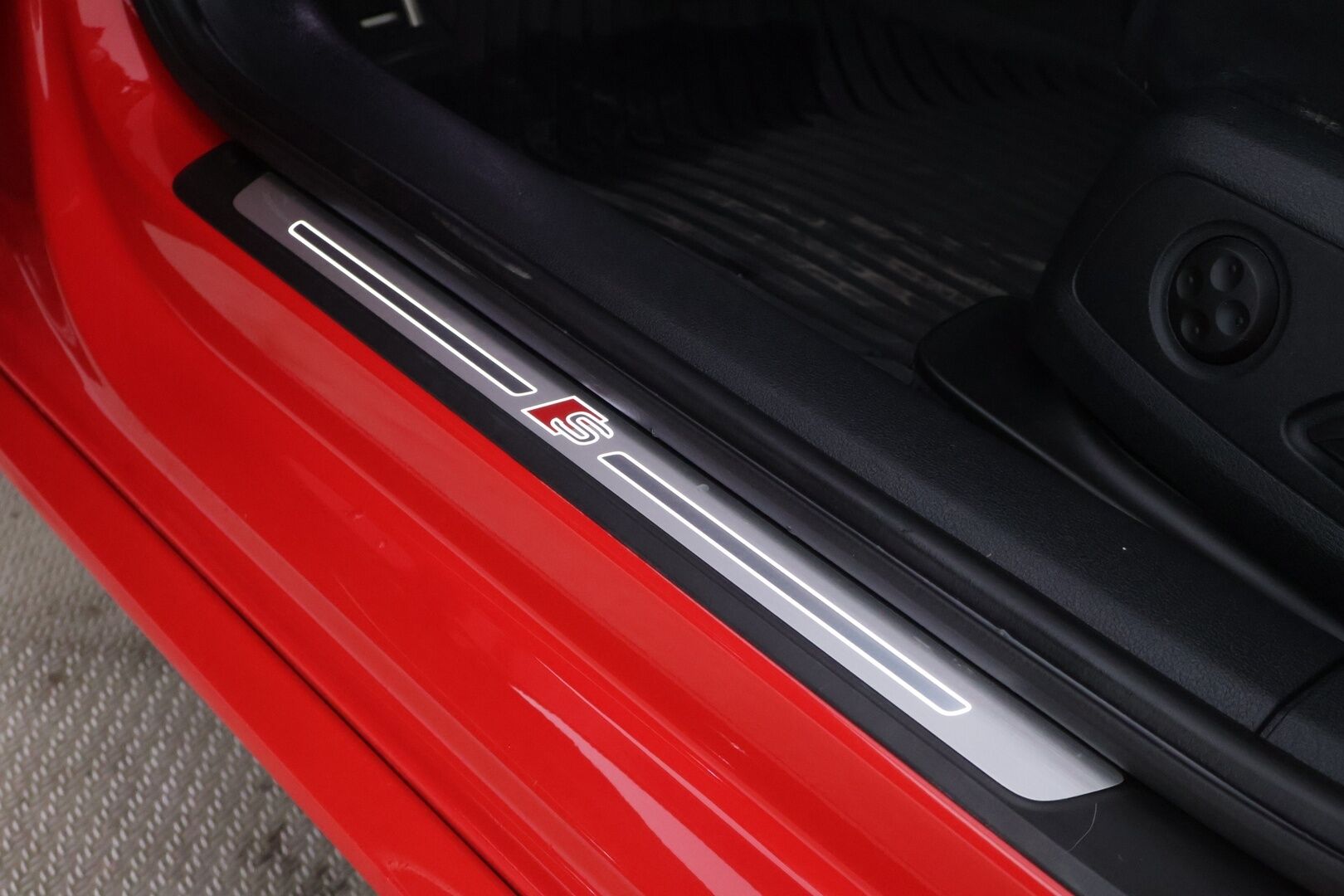 Audi S4 2018 3,0, Avant TFSI 260 kW quattro tiptronic - | B&O | Webasto | ACC | 360 kamera | Vetokoukku | Matrix | BLIS | Panorama |  ÄS-4 Kilpi | Flatbottom- ohjauspyörä | 